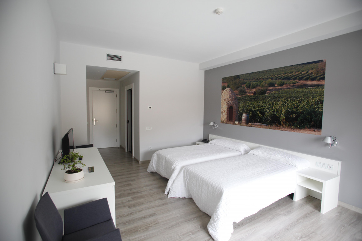 _mg_0650.jpg BODEGAS TRASLASCUESTAS