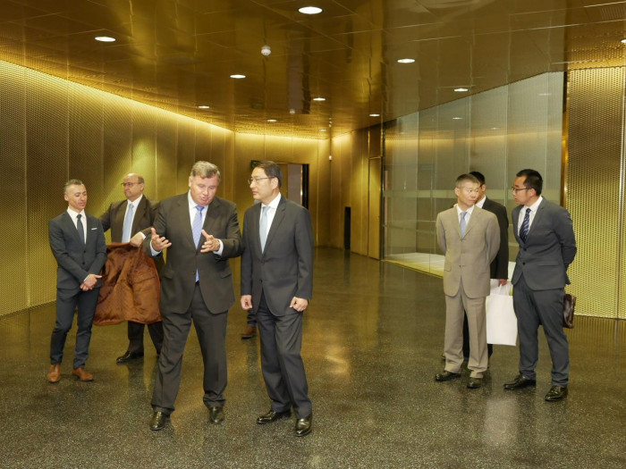 El embajador de China